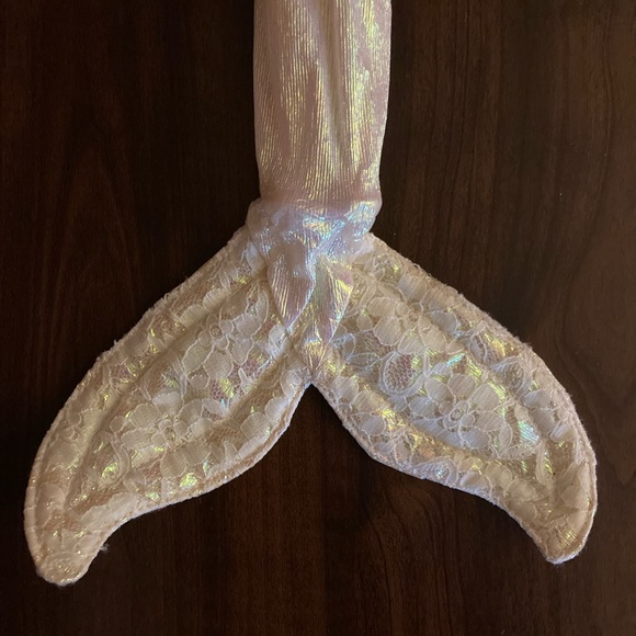 Vintage 1991 Tyco Disney The Little Mermaid Beautiful Bride Ariel Barbie Doll - Picture 5 of 9